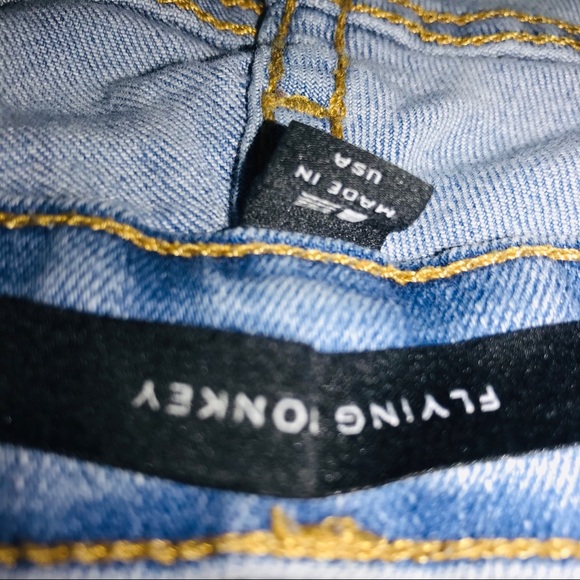 Flying monkey distressed light wash jeans - Picture 4 of 8